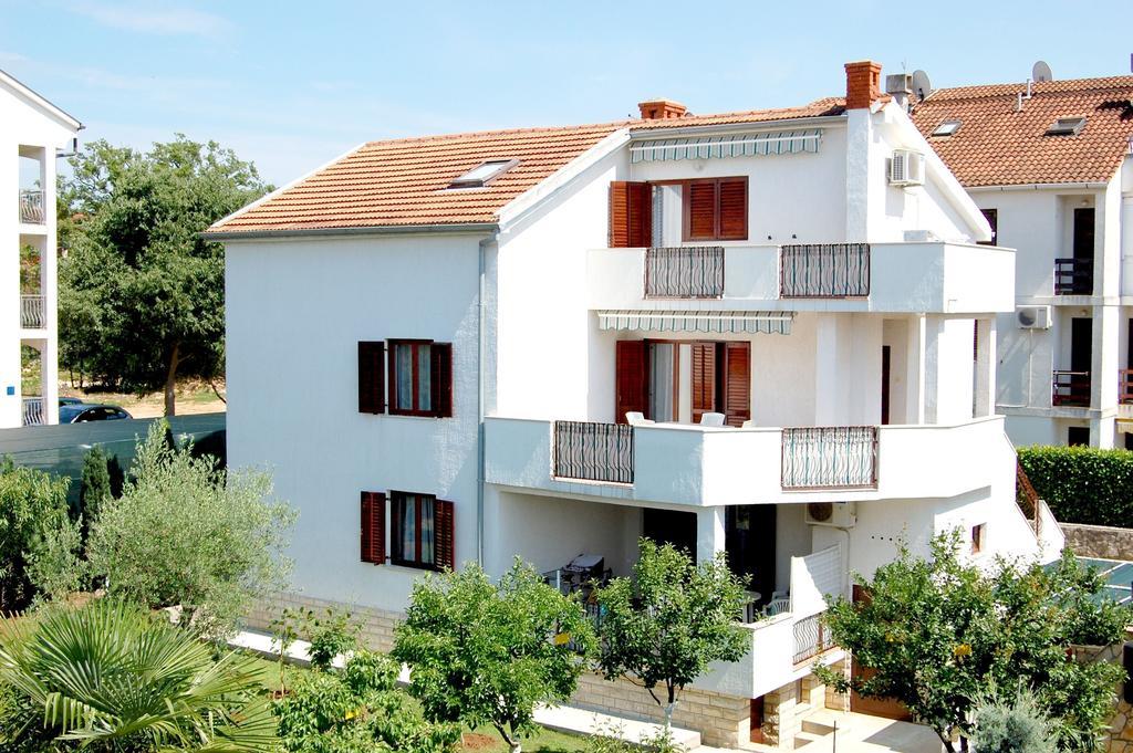 Apartments Klic Malinska Exterior photo